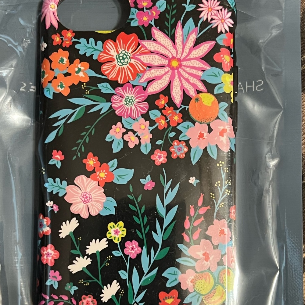 Vera Bradley iPhone 8 case